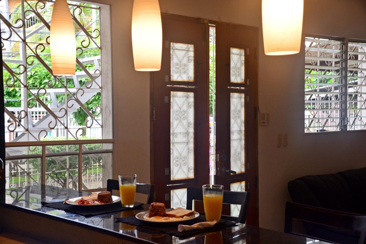Hotel Santa Martha Манагуа Екстериор снимка